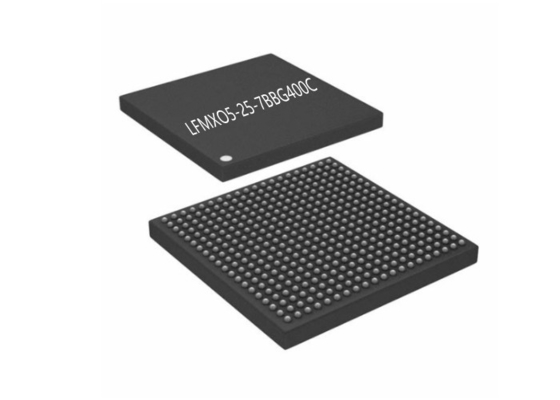 Paquete programable de IC CABGA-400 de la lógica del microprocesador LFMXO5-25-7BBG400C del circuito integrado