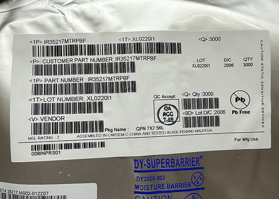 Soporte superficial de IC 32-VFQFN de la gestión del poder del microprocesador IR35217MTRPBF del circuito integrado