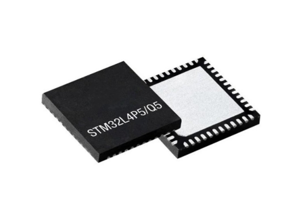 El microcontrolador MCU STM32L4P5AGI6 ARMA base de 32 bits de IC del microcontrolador Cortex-M4 la sola