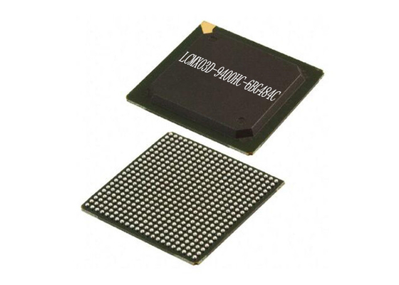 Microprocesador programable del circuito integrado del arsenal de puerta del campo de MachXO3D LCMXO3D-9400HC-6BG484C