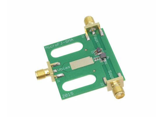 MICROFJ-SMA-30020-GEVB Placa de evaluación del sensor de fotomultiplicador de silicio para soluciones integradas con conector SMA