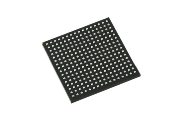 arsenal de puerta programable del control de la lógica 25k del campo seguro avanzado de FPGA LFMXO5-25-9BBG256C
