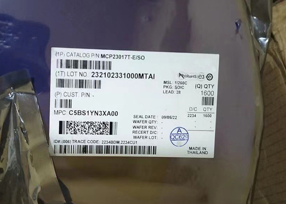 Ampliador de 16 bits de la entrada-salida del megaciclo 28-SOIC MCP23017T-E/SO del chip CI 1,7 con la interfaz en serie
