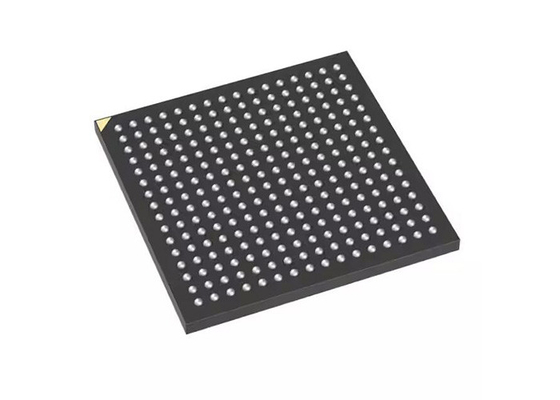 Microprocesador programable del circuito integrado del arsenal de puerta del campo MachXO3 LCMXO3L-6900C-6BG256C