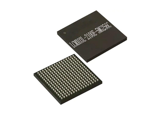 FPGA salta el arsenal de puerta programable del campo de LCMXO3L-2100E-5MG256C MachXO3 256-CSFBGA