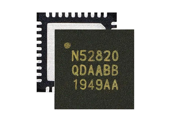 el transmisor-receptor BT de 2.4GHz RF salta NRF52820-CFAA-D-R7 44-UFBGA