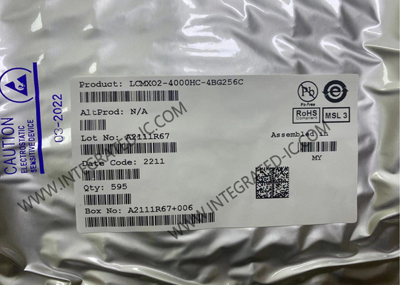 Arsenal de puerta programable del campo de FPGAs IC LCMXO2-4000HC-4BG256C LFBGA256
