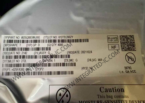W25Q80EWUXIE Chip de memoria IC 1.8V 8M-Bit Memoria flash en serie paquete USON-8