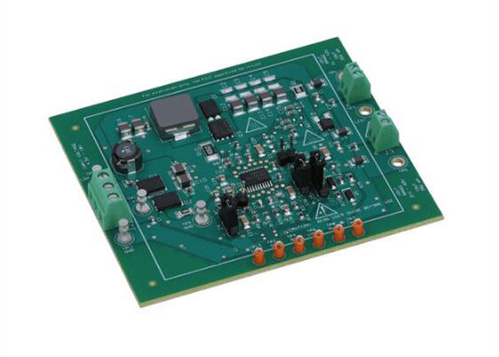 Placa de evaluación del controlador LED Boost y Boost to Battery de soluciones integradas TPS92692EVM-880