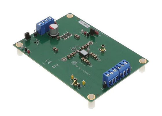 Placa de evaluación del convertidor reductor SWIFT™ de 1 MHz para soluciones integradas TPS543B25TEVM