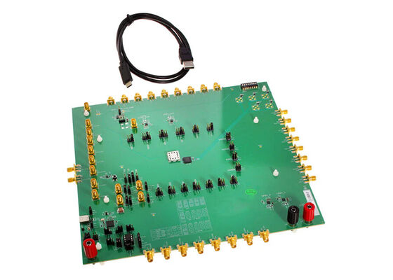 RC38312A2-EVK Soluciones embebidas Junta de evaluación de sintetizadores de alto rendimiento de 5 V
