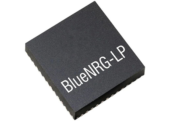 BT IC 48-TFQFN expuso el soporte de la superficie de IC del transmisor-receptor del cojín BLUENRG-355MC RF