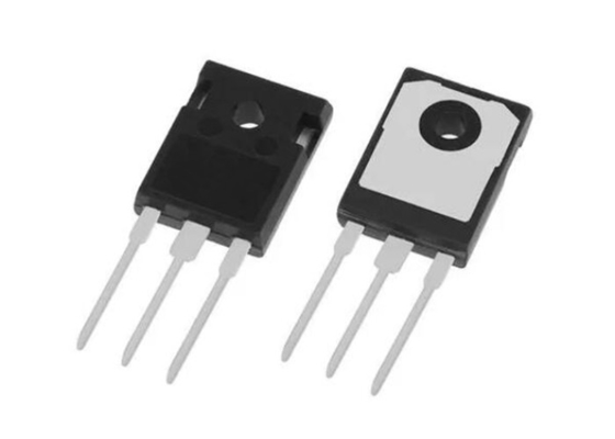 El canal N sic acciona el grado automotriz TO-247-3 de los transistores SCT4062KEHRC11 del MOSFET